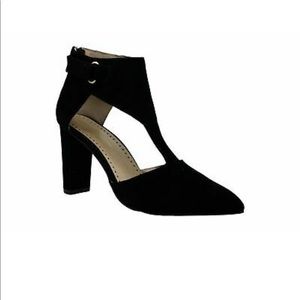 Adrienne Vittadini Nikos Black Suede Size 8 1/2